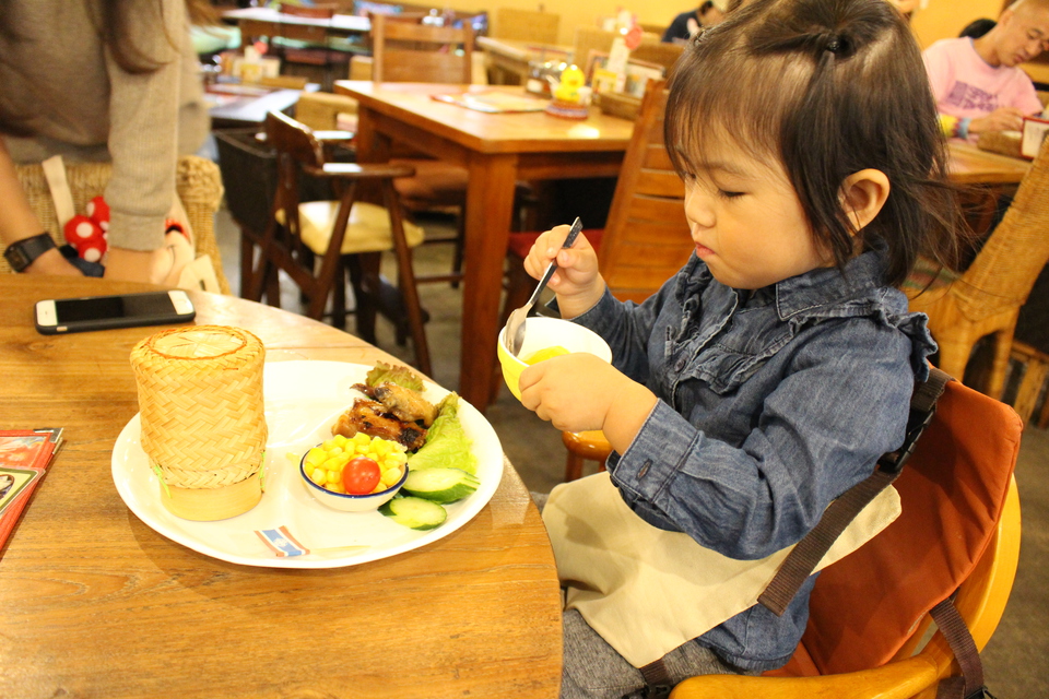 吉祥寺でランチ 子連れ 赤ちゃん連れokなカフェ22へ行ってみた 吉祥寺子育てママ応援情報 吉祥寺 でおすすめの美容室 美容院なら Sorcier吉祥寺